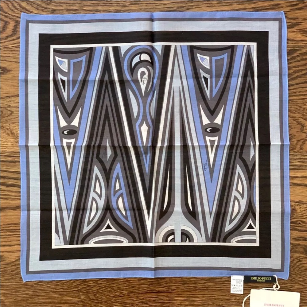 EMILIO PUCCI VINTAGE NECKERCHIEFS Emilio‎ Pucci rare Scarf - 17- square